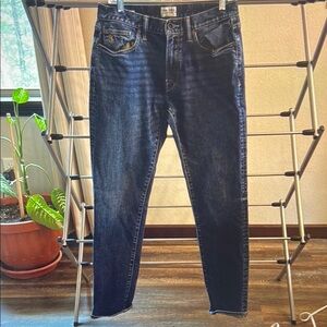 Todd Snyder Slim Jeans in Dark Blue Wash